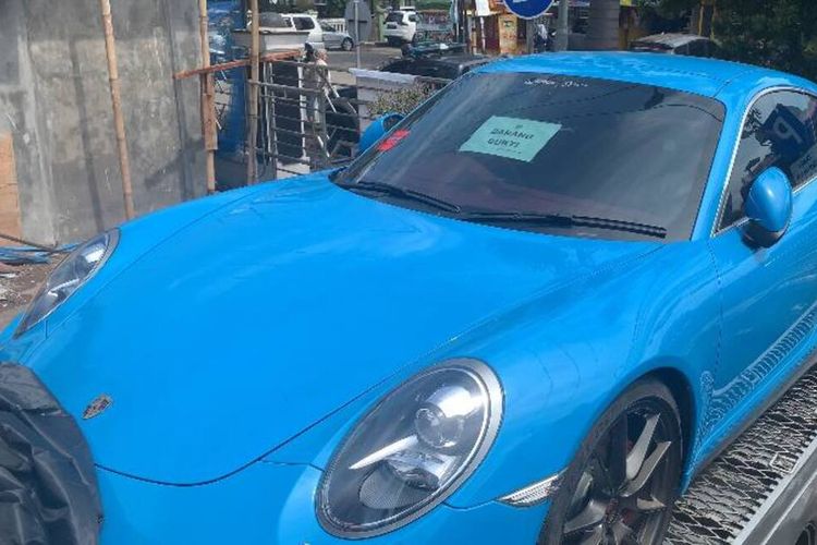 Porsche, lamborghini, mobil mewah, Lelang Negara, Doni Salmanan, Mobil Mewah Doni Salmanan Dilelang, Lamborghini Hingga Porsche