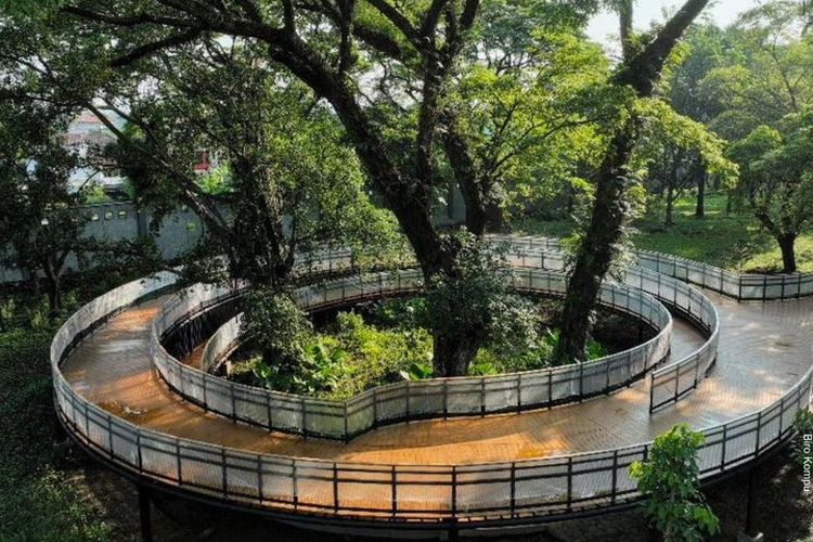 Paskah, tempat wisata di Solo, libur Paskah, wisata di Solo, Wisata di Solo, libur paskah, rekomenasi liburan di solo, 8 Tempat Wisata di Solo dari Museum hingga Taman, Kunjungi Saat Libur Paskah, 1. Keraton Solo, 2. Museum Radya Pustaka, 3. Solo Safari, 4. Masjid Raya Sheikh Zayed, 5. Museum Lokananta, 6. Museum Keris Solo, 7. Taman Balekambang, 8. Monumen Pers Nasional