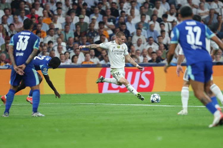 Real Madrid, Dean Huijsen, Arbeloa, Alvaro Arbeloa: Pemain Muda Real Madrid Butuh Waktu
