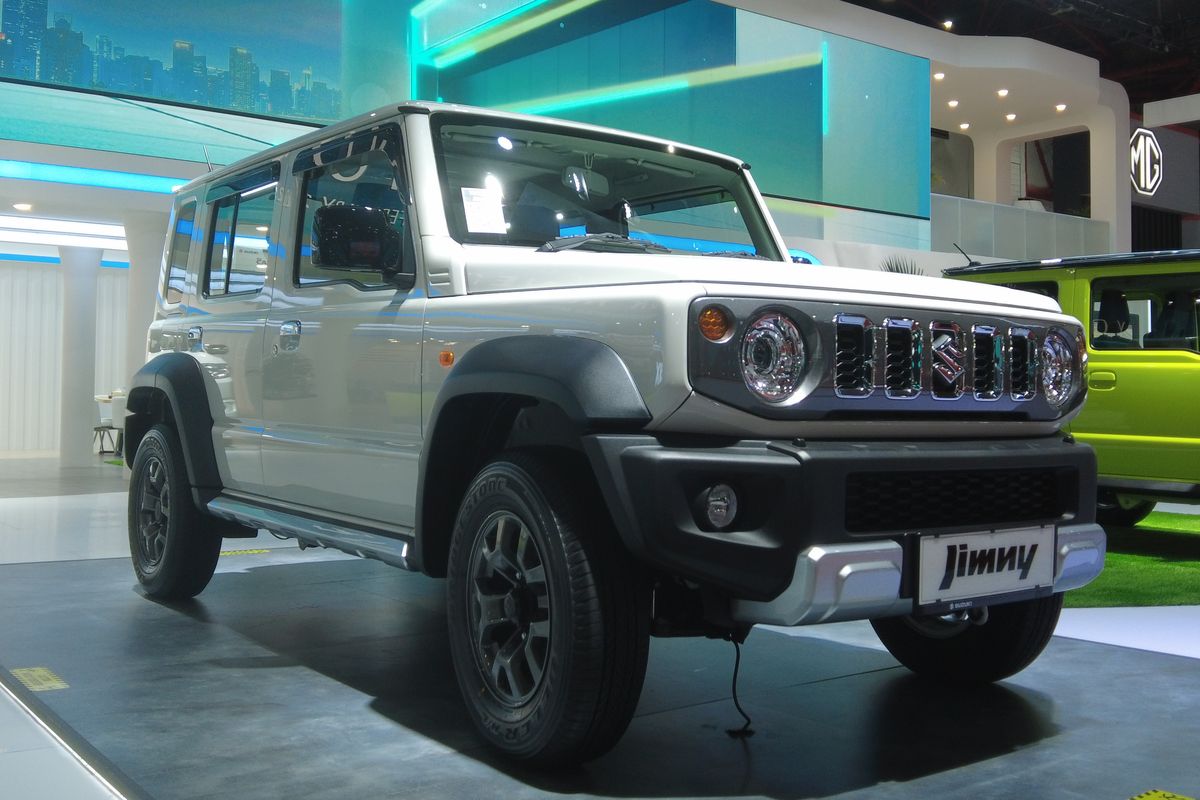 Suzuki, Suzuki Jimny, Jimny 5 Doors, Suzuki Jimny 5 Pintu Diskon hingga Rp 100 Juta