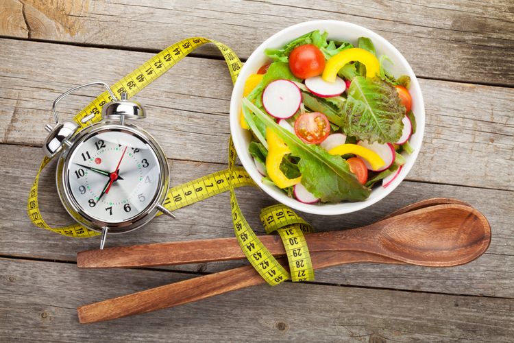 menurunkan berat badan, diet, hidup sehat, menjaga berat badan ideal, Rebel Wilson Ungkap 7 Tips Diet hingga Berhasil Menurunkan Berat Badan 35 Kilogram, Terima ketidaksempurnaan, Temukan alasan yang kuat untuk berubah, Berbicara jujur pada diri sendiri, Temukan cara yang menyenangkan untuk berolahraga, Fokus pada nutrisi yang tepat, Cintai diri sendiri, Cobalah meditasi