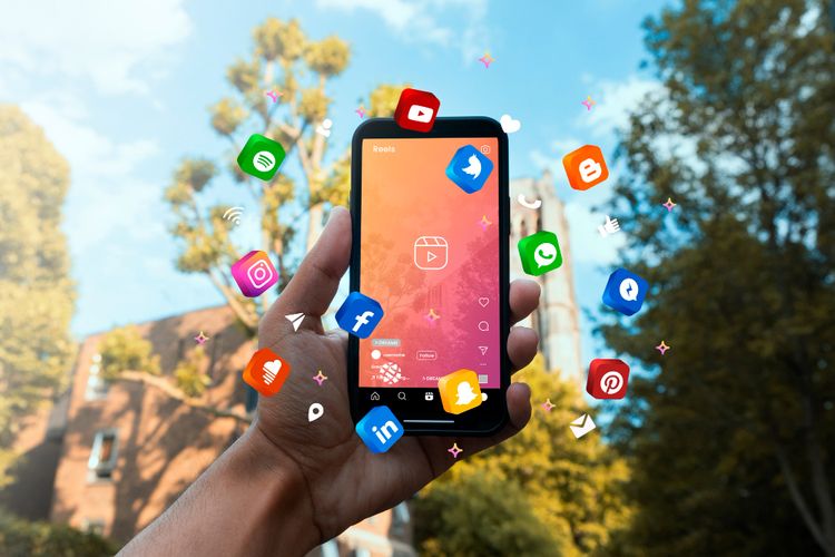 media sosial, Nezar Patria, second account, Wamenkomdigi, 1 orang 1 akun medsos, Usulan 1 Orang 1 Akun Medsos, Wamenkomdigi Bolehkan Punya Second Account, tapi Ada Syaratnya