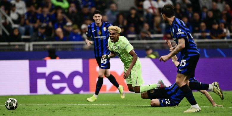 Barcelona, bursa transfer, Inter Milan, Alessandro Bastoni, Inter, Cristian Chivu, LaLiga, Barcelona Incar Alessandro Bastoni, Inter Milan Minta Mahar Rp 1,5 Triliun