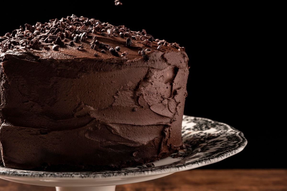 Resep kue cokelat, resep kue cokelat, resep kue cokelat ala BCL, cara membuat kue cokelat ala BCL, cara membuat kue cokelat ganache BCL, cara membuat ganache, Resep Kue Cokelat Ganache, Cuma Butuh 3 Telur