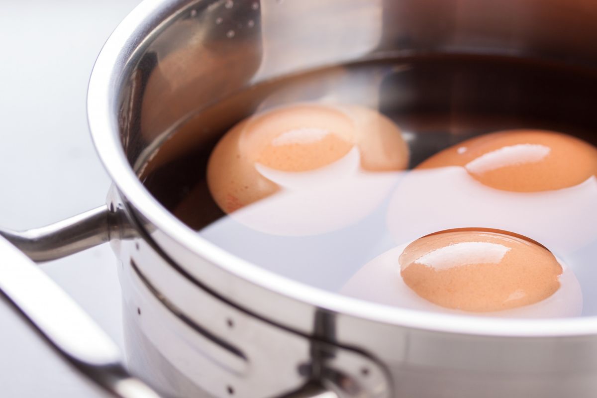 tips masak telur, cara rebus telur agar mudah dikupas, telur rebus sempurna, telur rebus matang sempurna berapa menit, Berapa Lama Waktu Rebus Telur agar Kulitnya Mudah Dikupas?