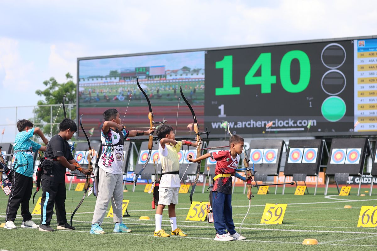 MilkLife Archery Challenge, panahan, olahraga panahan, akar rumput, Pepanah Muda Unjuk Gigi di Kudus, Tumbuhkan Cinta Panah dari Sekolah