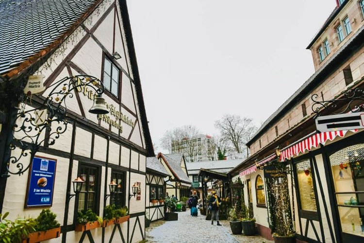 Eropa, Natal, 5 Kota Pilihan untuk Menikmati Libur Natal dan Akhir Tahun di Eropa, 1. London, 2. Amsterdam, 3. Nuremberg, Jerman, 4. Zagreb, Kroasia, 5. Strasbourg, Prancis