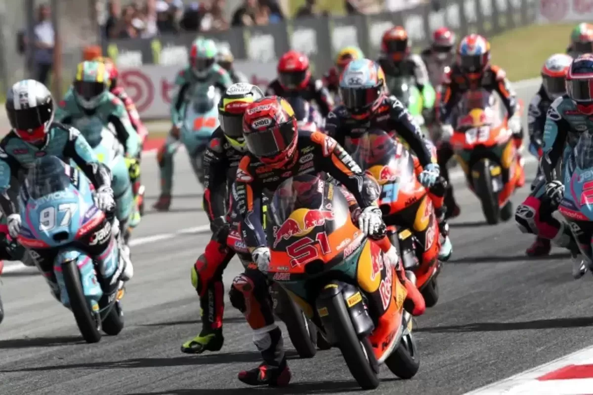 Veda Ega Pratama, klasemen sementara, Moto3, Brian Uriarte Didiskualifikasi, Veda Ega Naik Satu Peringkat