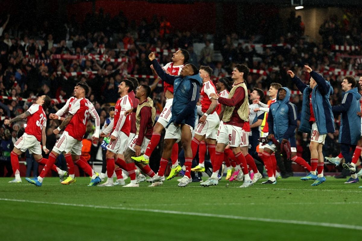 Manchester City, Bournemouth, Manchester United, Rio Ferdinand, Arsenal, Patrice Evra, Arsenal Juara Liga Inggris, Rio Ferdinand Sindir Patrice Evra