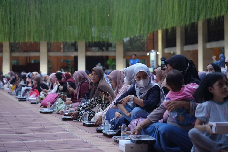 otomotif, parkir, Masjid Istiqlal, kendaraan bermotor, Idul Fitri 1446 H, Lebaran 2025, Catat, 9 Lokasi Parkir di Masjid Istiqlal untuk Shalat Idul Fitri