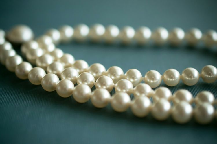 mutiara, Cara merawat mutiara, perhiasan mutiara, cara membersihkan perhiasan mutiara, cara merawat perhiasan mutiara, cara membersihkan mutiara, Bagaimana Cara Merawat Perhiasan Mutiara agar Tetap Berkilau?