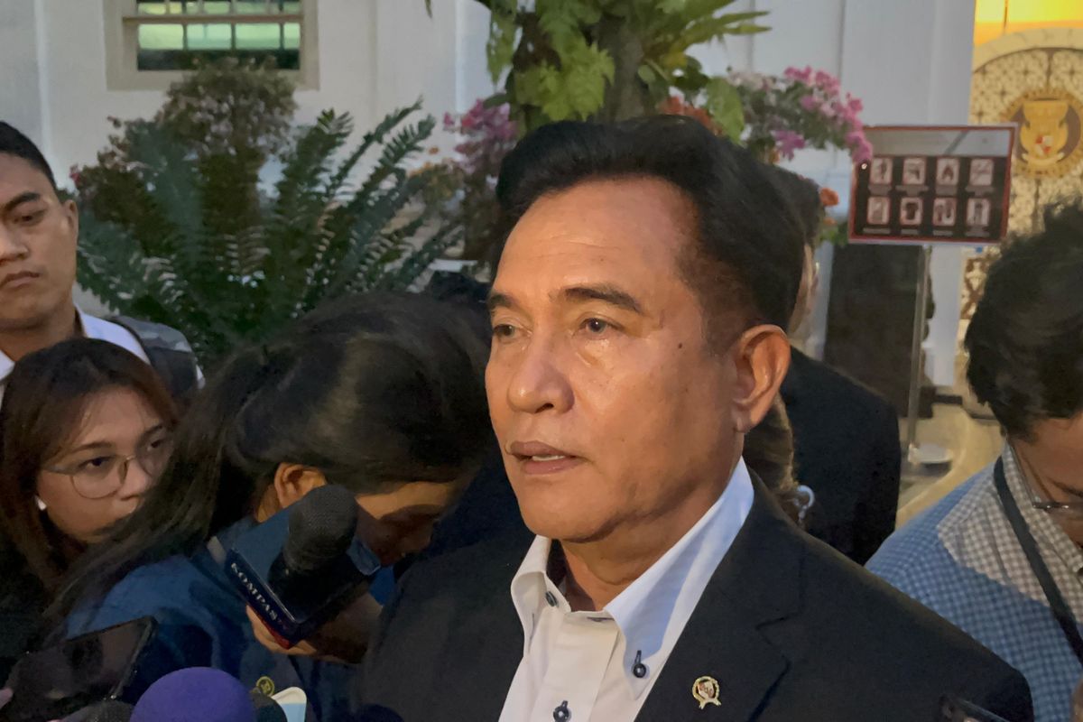 anggota Brimob, Yusril Ihza Mahendra, Brimob, ojol, Petisi Penolakan Pemecatan Kompol Cosmas Kaju Gae, Peluang Pidana bagi Anggota Brimob yang Lindas Ojol, Ini Kata Yusril