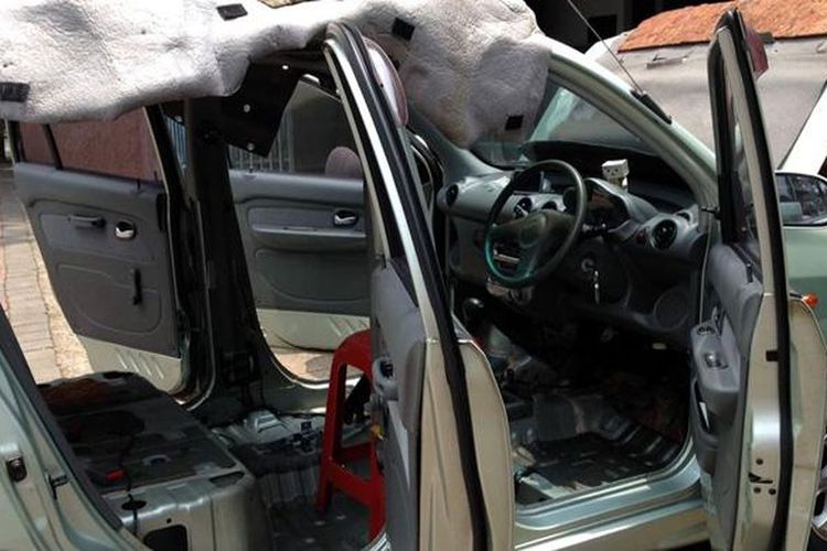mobil, banjir, mobil bekas, mobil bekas banjir, Apakah Ada Alat Khusus untuk Mendeteksi Mobil Bekas Banjir?