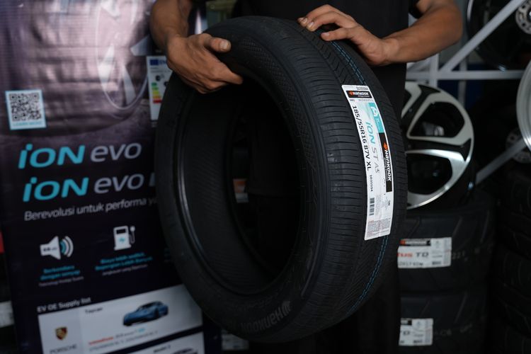 mobil listrik, ban mobil, Mengapa Ban Mobil Listrik Lebih Cepat Aus?