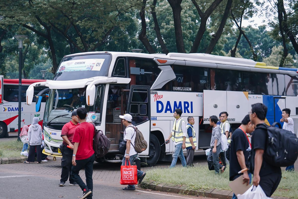 libur lebaran 2025, Lebaran 2025, damri lebaran 2025, lebaran 2025 naik damri, damri 2025, ramp check damri 2025, 62.000 Tiket DAMRI Terjual Jelang Lebaran 2025, Makin Naik hingga Kamis