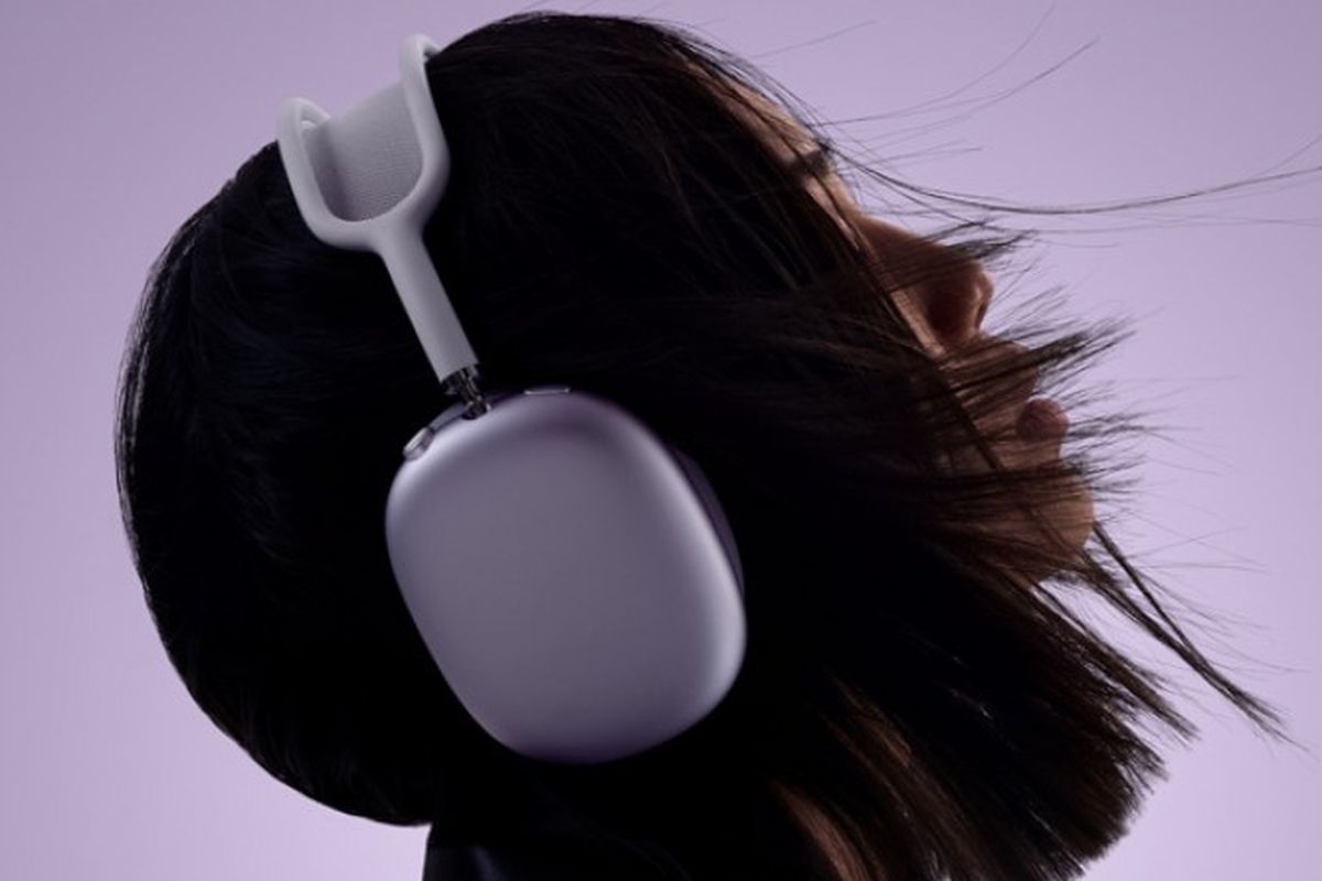 Headphone, AirPods, AirPods Max, Apple, AirPods Max 2, fitur baru, Live Translation, Siri, Apple Rilis AirPods Max 2, Kini Pakai Chip H2 dan ANC Lebih Canggih
