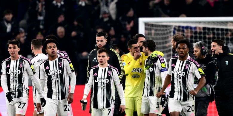 Liga Italia, Juventus, Como 1907, Serie A, Como, Mergim Vojvoda, Weston McKennie, Manuel Locatelli, Michele Di Gregorio, Maxence Caqueret, Juventus Kalah dari Como 1907, Luciano Spalletti Enggan Salahkan Michele Di Gregorio