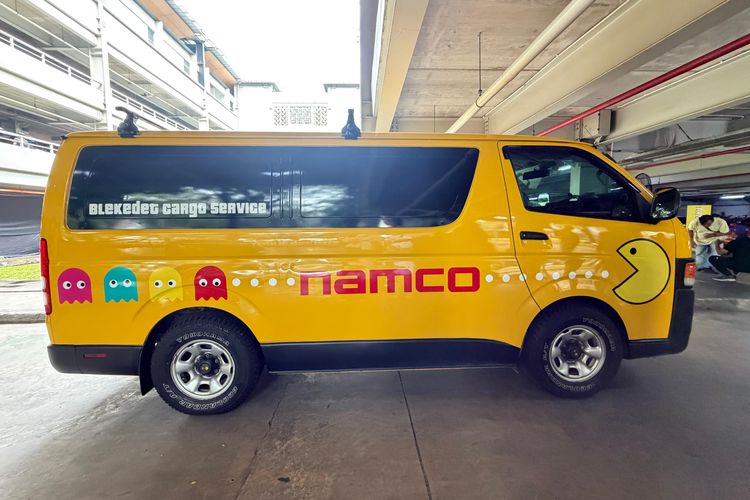HiAce, modifikasi, Tampil Ceria, Toyota HiAce Bekas Kurir Disulap Jadi Mobil Pac-Man