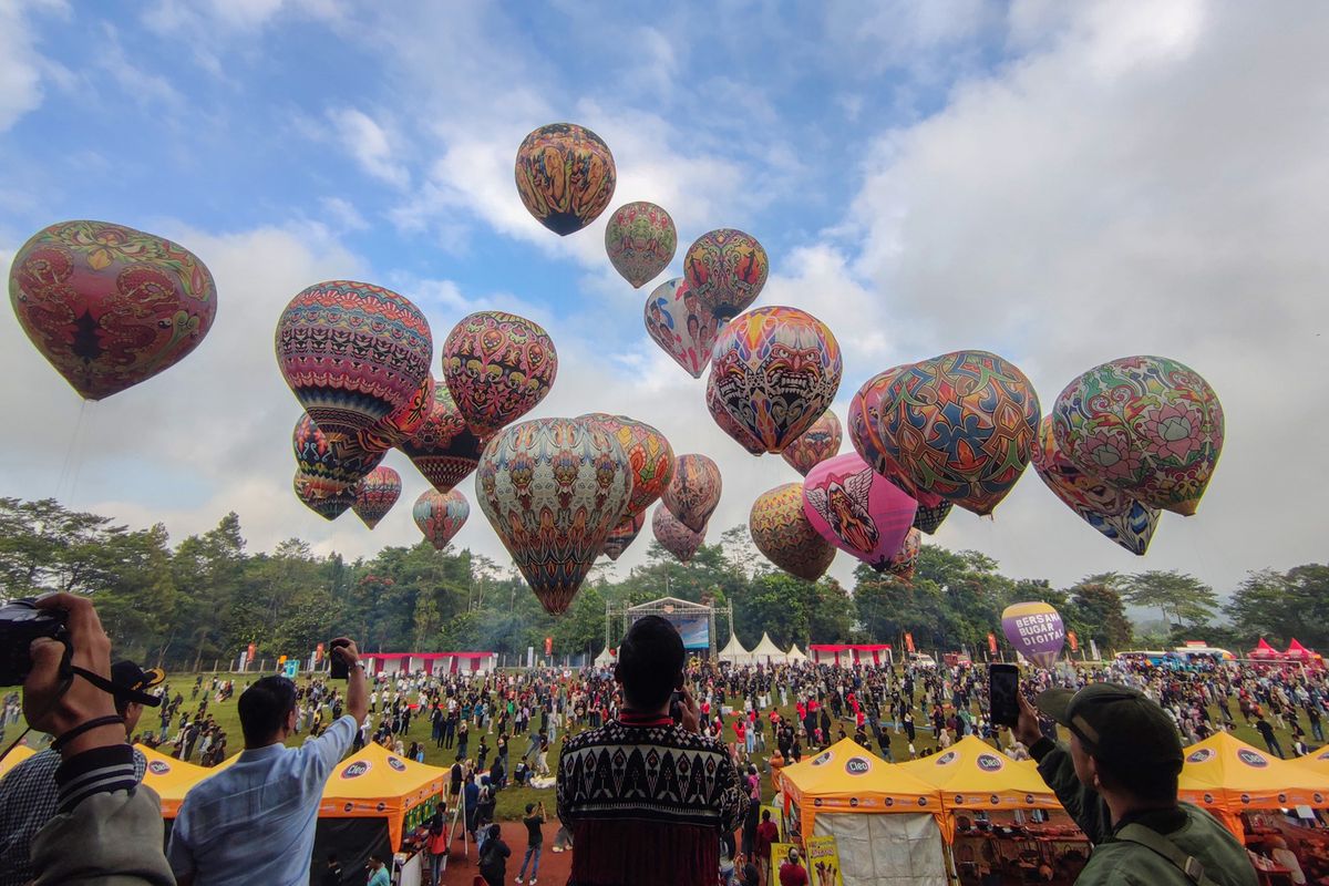 Festival Balon, Lokasi dan Jadwal Festival Balon Purwokerto 2026, Catat!, Lokasi Festival Balon di Purwokerto 2026, Jadwal Festival Balon di Purwokerto 2026, Harga tiket: Gratis untuk umum, Menghadirkan tradisi balon udara khas Wonosobo, Dorong UMKM dan pariwisata lokal, Bagian dari konsep kampus wisata