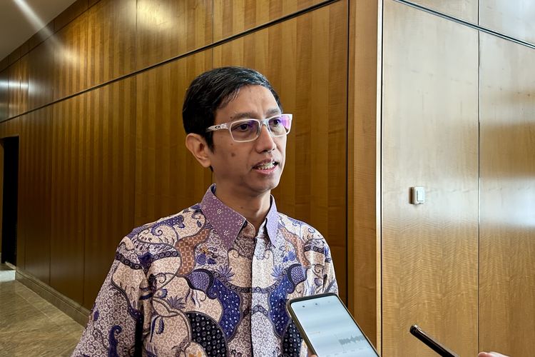 AI di dunia kesehatan, kecerdasan buatan, pemanfaatan AI, ai di dunia medis, pemanfaatan AI untuk kesehatan, konsultasi medis dengan AI, Bahayanya konsultasi medis dengan AI tanpa pendampingan dokter, ai di dunia kesehatan, ai konsultasi medis, ai untuk diagnosis penyakit, Bahaya Konsultasi Medis lewat AI Tanpa Pendampingan Dokter, Ini Risikonya