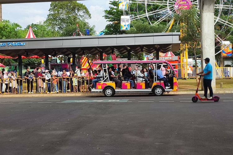 Tempat Wisata di Jakarta, Wisata Jakarta, tempat wisata di jakarta yang buka saat lebaran, ide wisata di jakarta saat lebaran, ide wisata di jakarta saat libur panjang, tempat wisata di jakarta murah meriah, libur lebaran di jakarta kemana, ide libur lebaran di jakarta, rekomendasi libur lebaran di jakarta, 5 Ide Libur Lebaran di Jakarta, Nonton Air Mancur Menari di Monas, 1. Nonton Air Mancur Menari di Monas, 2. Lihat Reog Ponorogo di Taman Mini Indonesia Indah, 3. Nonton edukasi satwa di Ragunan, 4. Wisata keluarga di Ancol