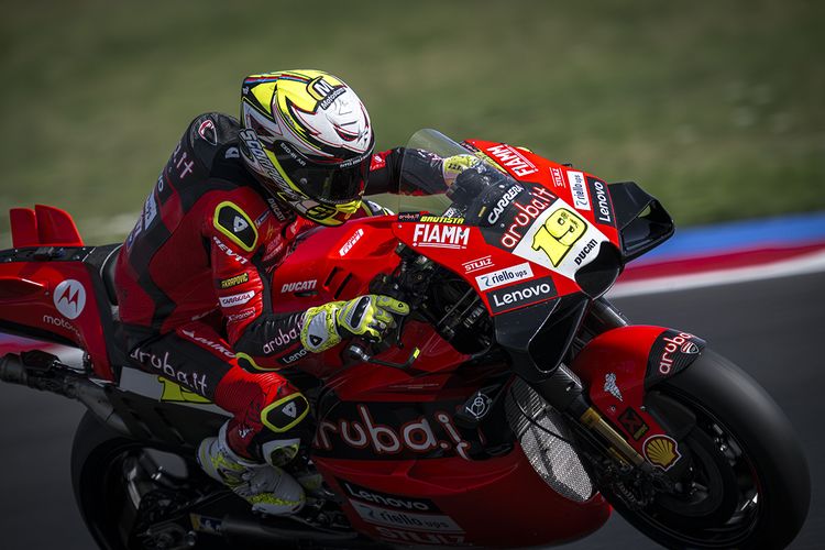 pebalap, MotoGP, WorldSBK, Alvaro Bautista, Daya Tarik WorldSBK Meningkat, Pebalap MotoGP Mulai Melirik