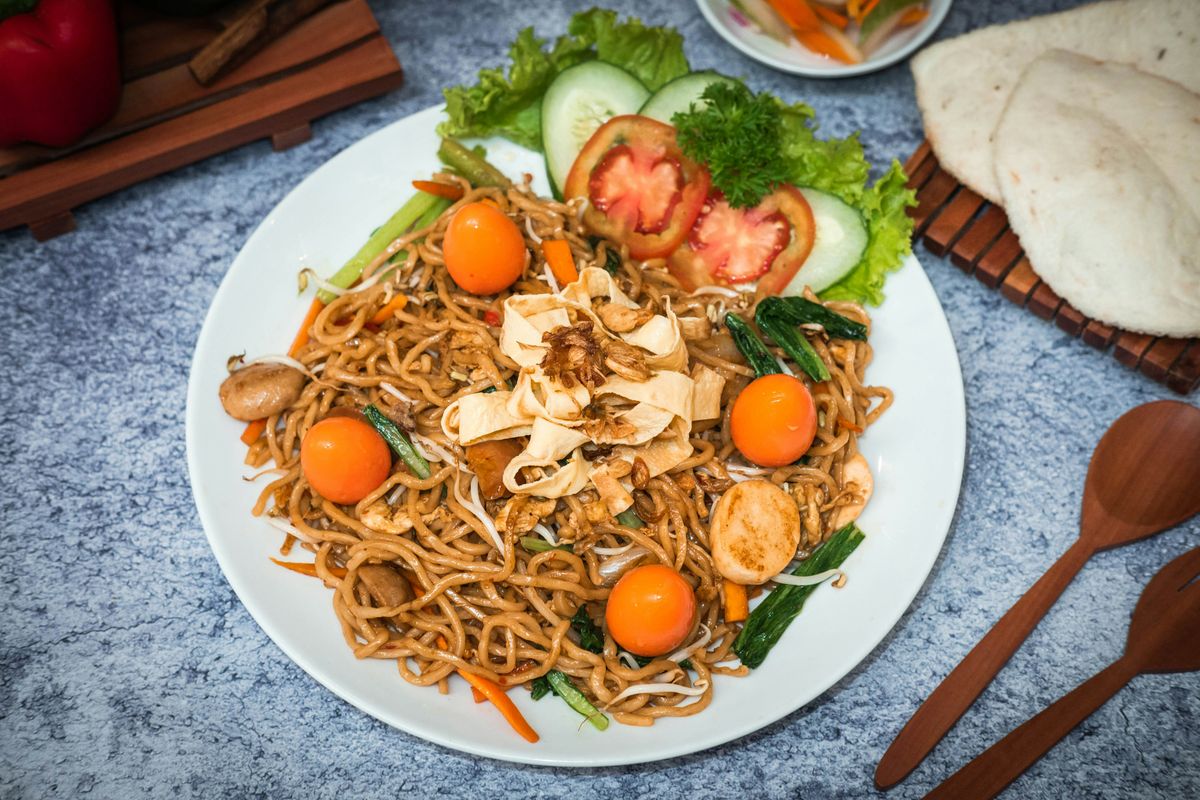 resep bihun goreng, Resep Bihun Goreng Jawa, Manis Gurih dengan Aroma Bawang yang Khas
