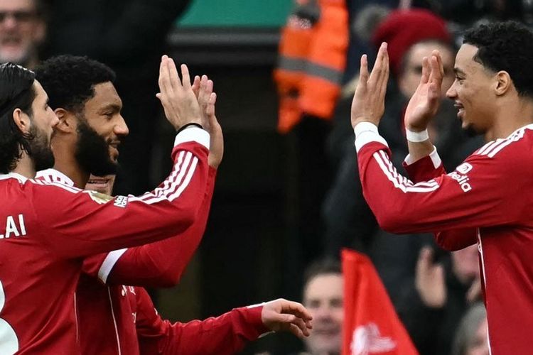 Mohamed Salah, Liverpool, Assist Salah, Hugo Ekitike, Liga Inggris, klasemen Liga Inggris, Mo Salah, Skor Liverpool vs Brighton, Hasil Liverpool Vs Brighton 2-0: Ekitike Brace, Mo Salah Buktikan Diri
