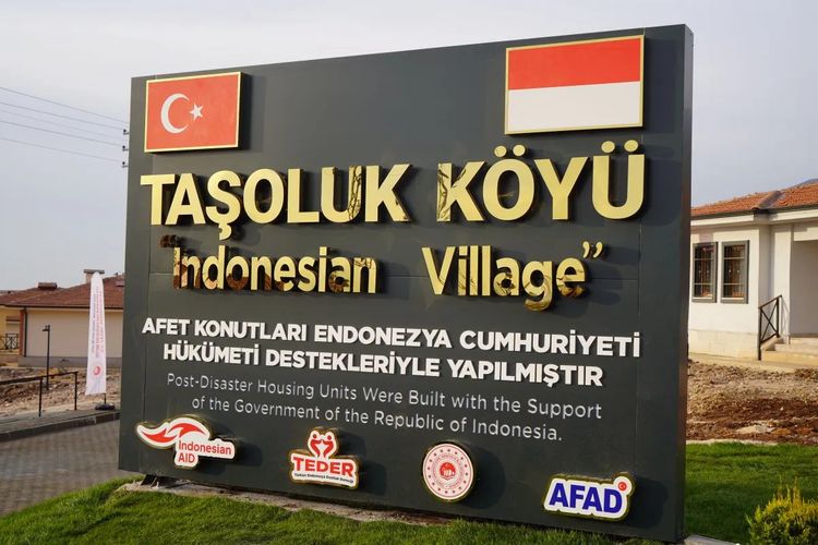 wisata Turki, wisata di turkiye, restoran indonesia di turkiye, jalan soekarno di turkiye, tempat-tempat indonesia di turkiye, kunjungan prabowo ke turki, Prabowo ke Ankara, Ini 4 Tempat di Turkiye yang Indonesia Banget, 1. Jalan Ahmed Soekarno, 2. Kampung Indonesia, 3. Warung Nusantara Istanbul, 4. Urip Indonesian Food