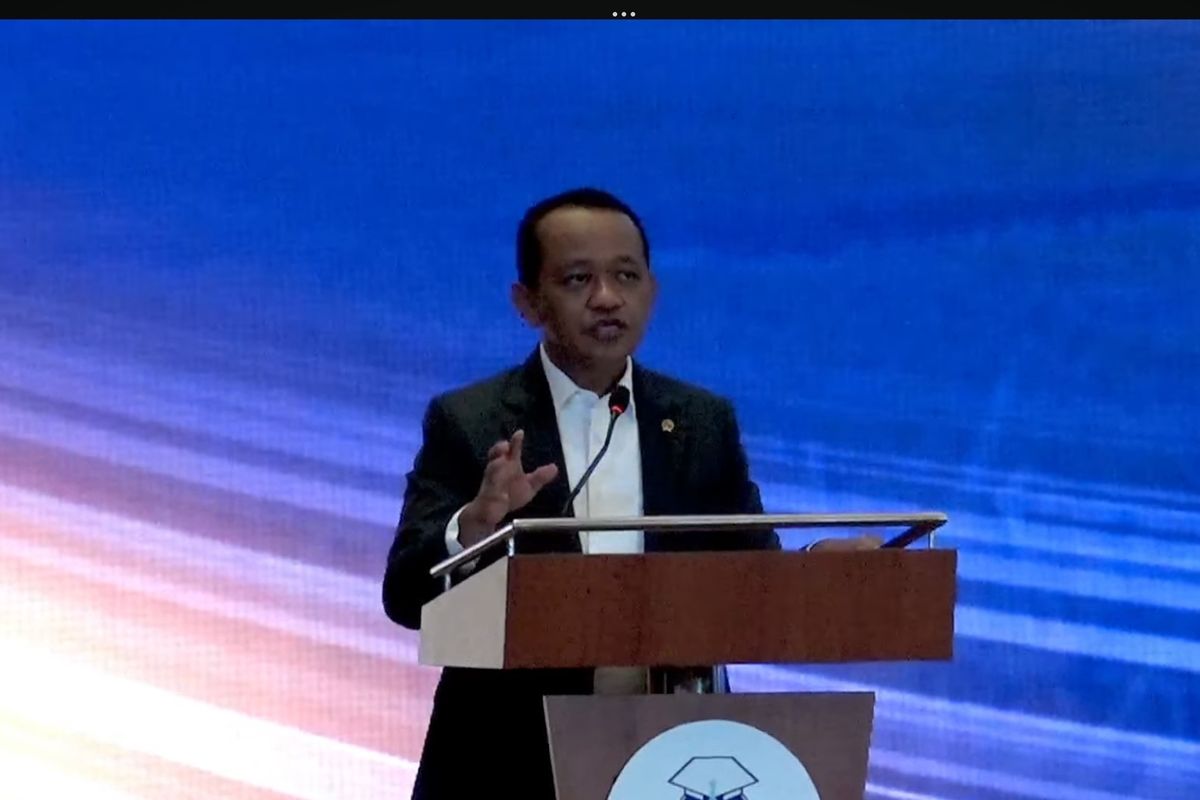Bahlil Lahadalia, bioetanol, Bahlil Targetkan Implementasi Bioetanol 20 Persen Mulai 2028