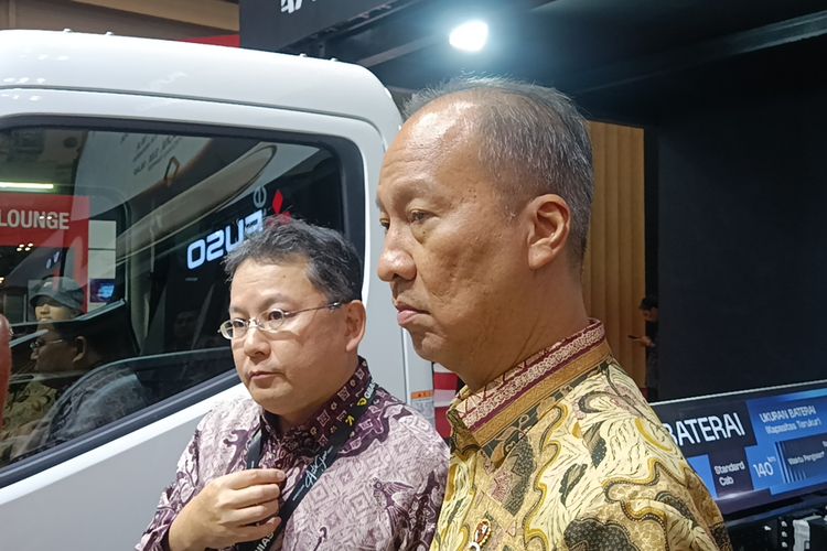 Mitsubishi Fuso, eCanter, truk listrik, Mitsubishi fuso, Truk listrik, agus gumiwang, Agus Gumiwang Minta Mitsubishi Fuso Tambah eCanter
