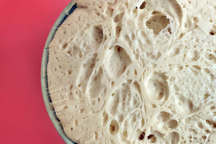 resep hot cross buns, roti manis klasik, resep roti lembut dan mengembang, cara membuat roti empuk dan berserat halus, hot cross buns, Resep Hot Cross Buns, Roti Manis Rempah Ikonik Eropa
