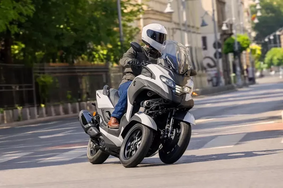 airbag, Yamaha, Yamaha Tricity 300 Meluncur: Skutik Pertama di Dunia dengan Airbag