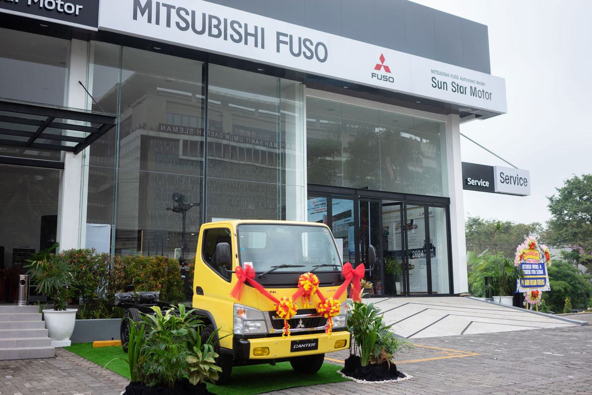 Yogyakarta, Magelang, Fuso, Canter, yogyakarta, fuso, magelang, Perluas Jaringan, KTB Resmikan Diler ke 226 di Yogyakarta