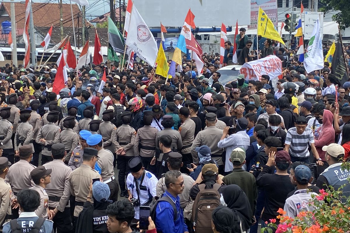 Demo 1 September 2025, demo lampung, demo dprd lampung, rekayasa lalu bandarlampung, arus demo lampung, bandarlampung demo, aksi mahasiswa lampung, dprd lampung demo, Aksi Demo 1 September 2025 di Lampung, Begini Rekayasa Lalu Lintas Polisi