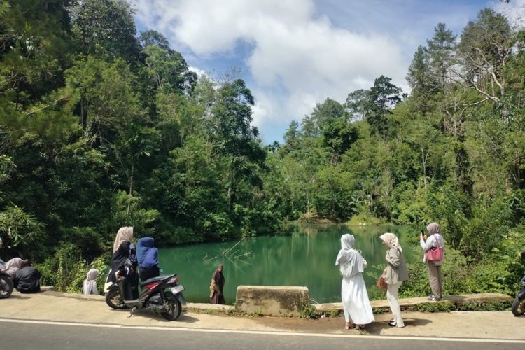 Danau, Kepahiang, Bengkulu, Wisata Baru di Bengkulu, Ada Danau Hijau di Tengah Hutan