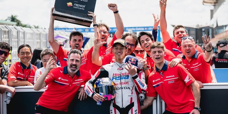 Moto3, Veda Ega Pratama, Honda Team Asia, Gaviota Aspar Team, Maximo Quiles, Respons Veda Ega Usai Disebut Teman Baik oleh Maximo Quiles