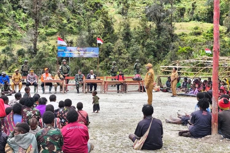 Nduga, Nduga Papua, banjir nduga, banjir di nduga, 23 hilang saat banjir di nduga, banjir dan longsor Nduga, korban hilang Distrik Dal nduga, banjir bandang Sungai Yuguru, longsor di Papua, Tragedi Banjir dan Longsor di Nduga, 23 Warga Hilang, Jembatan Roboh hingga Evakuasi Terkendala Cuaca, Awal Kejadian, Hujan Deras dan Pertandingan Bola Voli, Banjir Meluas ke Distrik Mebrok, Kerusakan dan Dampak Bencana, Posko dan Koordinasi dengan TNI-Polri, Bantuan Rp 1 Miliar untuk Keluarga Korban, Upaya Pencarian Masih Berlanjut, Akses dan Kondisi Geografis Kampung Dal