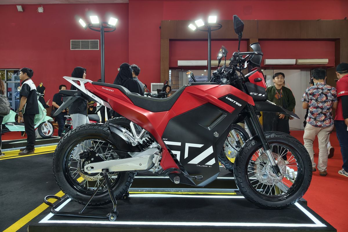 RX6000, Spesifikasi United E-Motor RX6000, Dua Alam dan Jarak Tempuh 120 Km