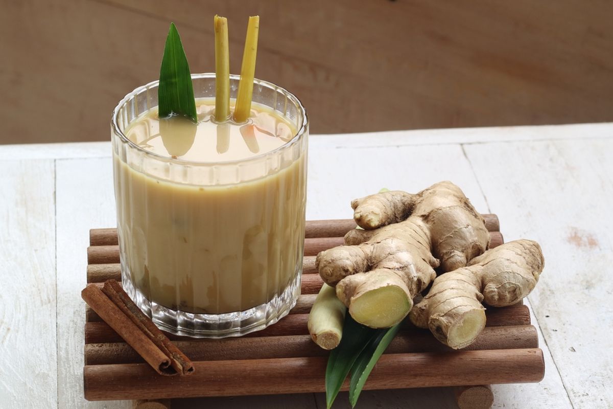 cara membuat STMJ, Resep STMJ, Cara membuat STMJ, resep stmj rempah, resep susu teh madu jahe, cara membuat stmj susu telur madu jahe, resep dan cara membuat stmj, Resep STMJ Susu Telur Madu Jahe, Hangat Diminum Saat Flu