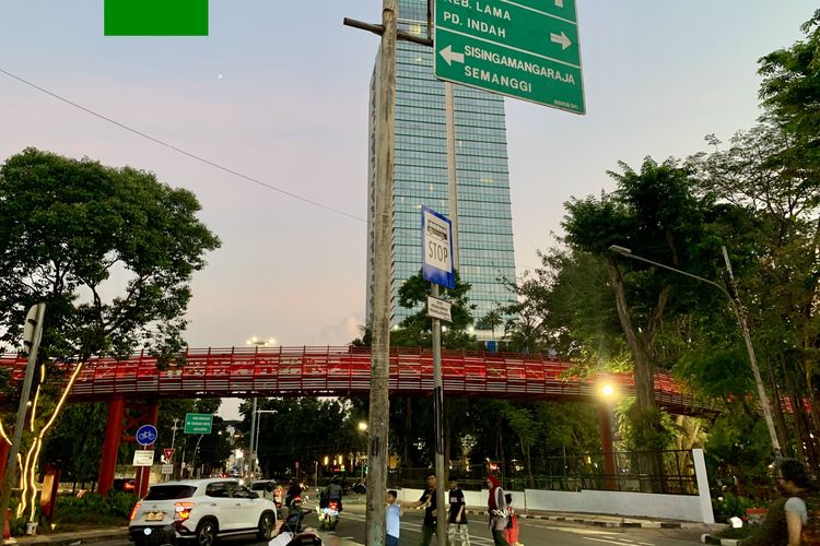 Cara ke Taman Bendera Pusaka Naik KRL, MRT, dan TransJakarta