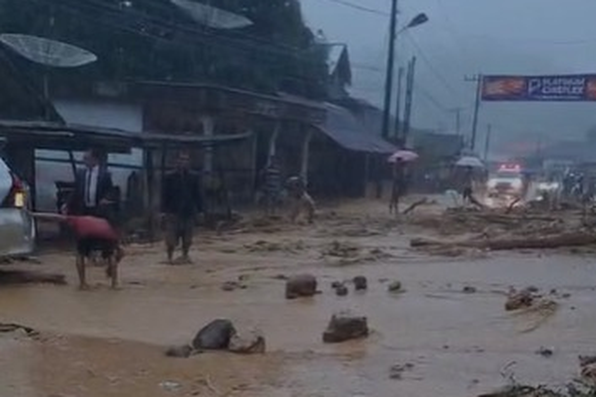 banjir tapteng, banjir sibolga, Banjir Tapanuli Tengah, banjir sibolga tapteng, Data Belum Terbarui, SAR Fokus Evakuasi Korban Banjir di Tapteng-Sibolga