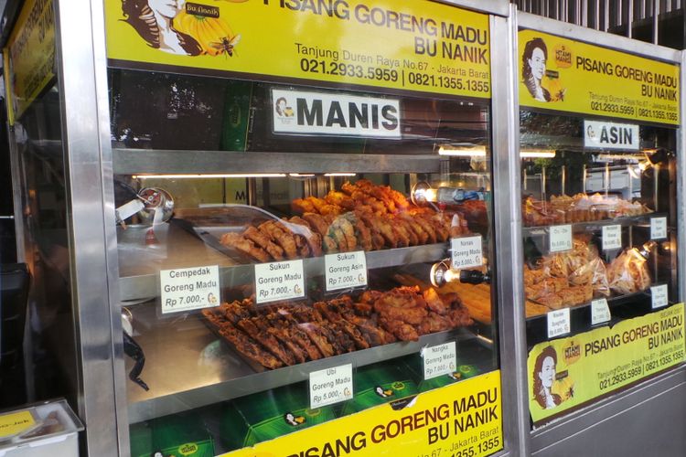 Grab Bintang 5 Awards, Bingung Makan Apa? Coba 15 Kuliner Nusantara Terfavorit di GrabFood, 1. Ayam Goreng Berkah Rachmat, Jakarta , 2. Bakmi Keriting Singa, Medan , 3. Bakmi Setiabudi, Jakarta, 4. Bubur Angke THI, Jakarta , 5. Gudeg Mercon Sagan, Yogyakarta , 6. Kede Bubur, Medan , 7. Kwetiau Ateng, Medan , 8. Mie Pangsit AON, Medan , 9. Pia Tamiang, Medan , 10. Pisang Goreng Madu Bu Nanik, Jakarta , 11. Risol Spesial Gogo, Medan , 12. SABO (Sate Babi Ibu Oka), Bali (nonhalal), 13. Tip Top Restaurant, Medan , 14. Warung Bu Kris, Surabaya , 15. Warung Pink Tempong, Bali 