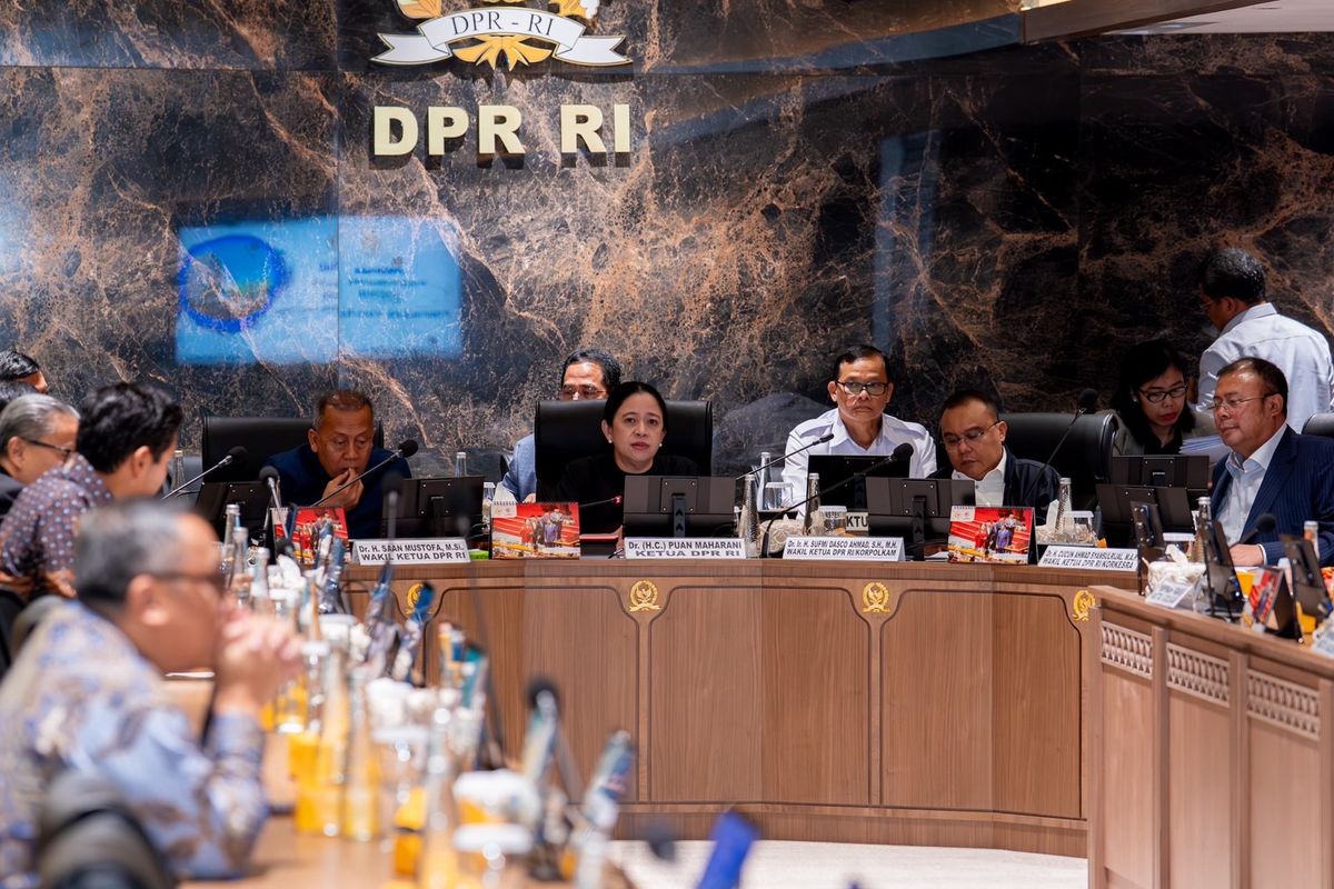 DPR RI, tunjangan rumah dpr, tunjangan rumah dpr 50 juta, 17 8 tuntutan, 17 8 tuntutan adalah, 6 Poin Keputusan DPR RI atas Tuntutan 17+8 Rakyat, Salah Satunya Hapus Tunjangan Rp50 Juta