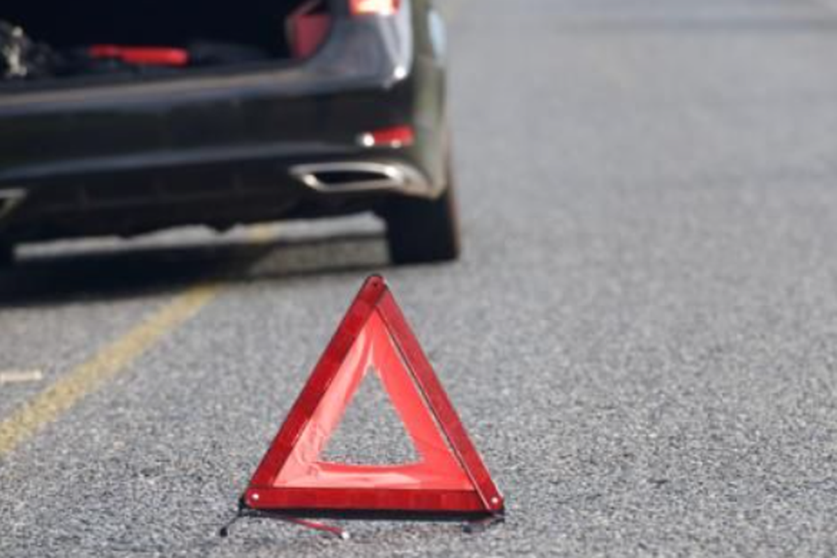 overheat, mogok, bahan bakar, mesin mati, mobil mogok, perawatan berkala, Kelalaian Sepele yang Bisa Bikin Mobil Tiba-tiba Mogok di Jalan