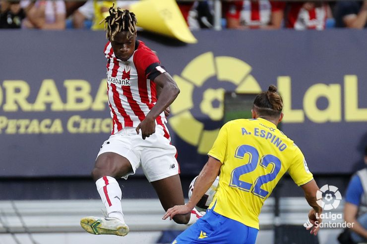 Athletic Bilbao terus menekan Barcelona
