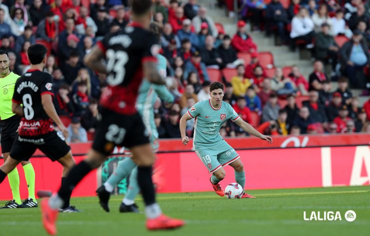 Atletico Madrid pasang harga Rp 2,2 triliun untuk Julian Alvarez