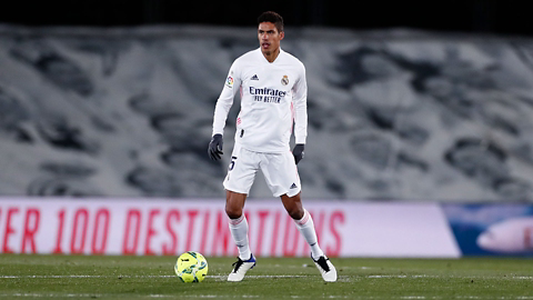 Raphael Varane kena mental saat masih membela Real Madrid