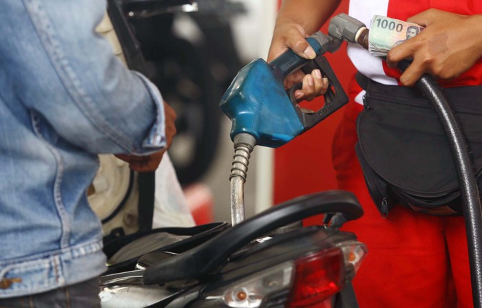 Array,Warga Kaget Harga Pertamax Tiba-tiba Naik: Terpaksa Pindah ke Pertalite