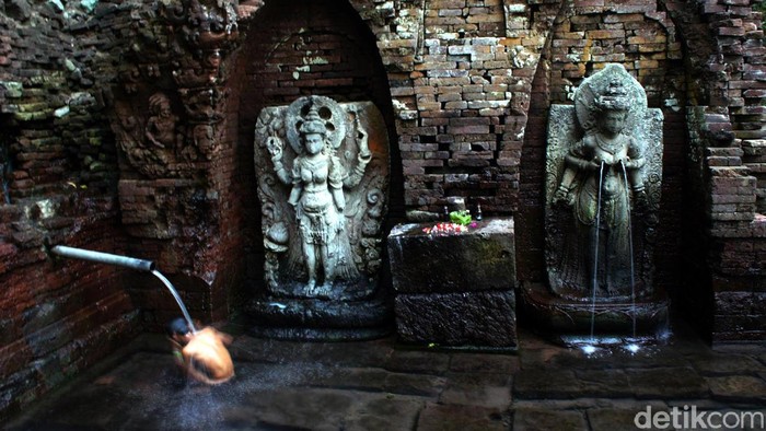 Array,Wisata Sejarah Candi Sumber Tetek yang Unik di Pasuruan